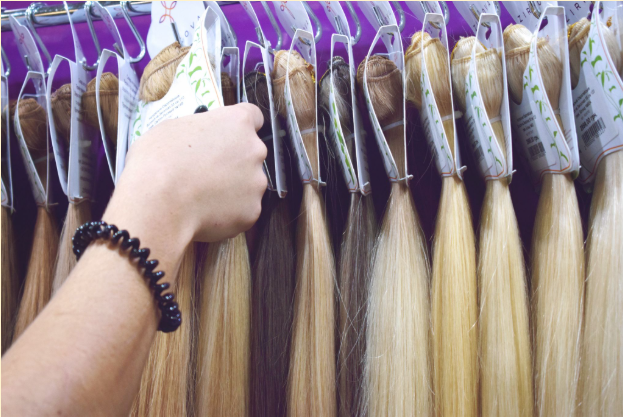 The Essential Guide to Hair Extension Types and Longevity Samples of clip-in hair extension equipment